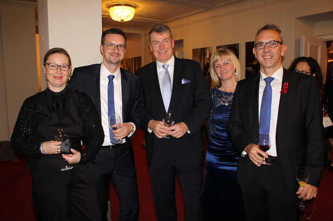  Antje Jäckel (Filialleiterin Reformhaus Naturerlebnis) Kai-Uwe Jäckel (Steuerberater KPMG), Matthias Aldejohann (Ltr. Rechtsanwaltsgesellschaft KPMG), Manuela Sonntag (Angestellte Ecovis Niesky) Torald Sonntag (Wirtschaftsprüfer KPMG)
