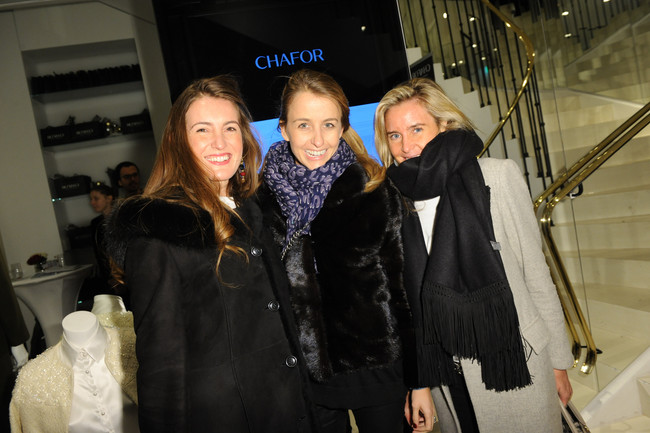 Alexandra Yates Guth, Valentina Knapp-Voith, Kathryn Bohannon-Schroeder
