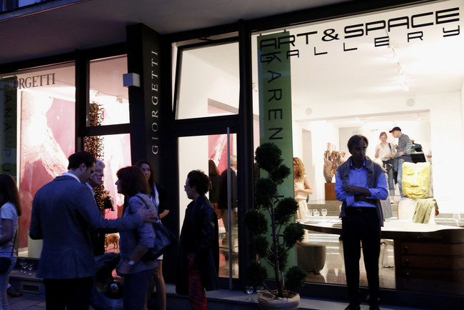  Außenansicht von der Galerie Art & Space
