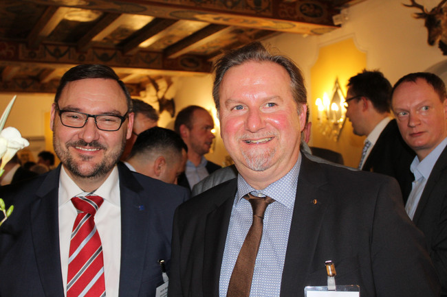  Holm Retsch (Geschäftsführer DEHOGA Regionalverband Leipzig) und Dirk Henke (GF Darboven GmbH & Co. KG DD)
