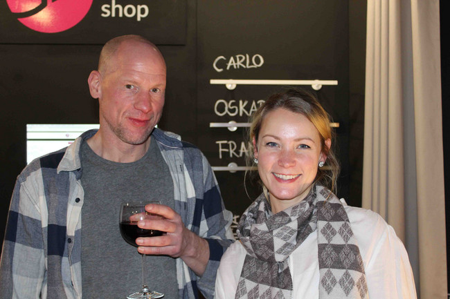 Lars Leppin (Inhaber, the curtain shop) und Janin Schulze (Inhaber, the curtain shop)