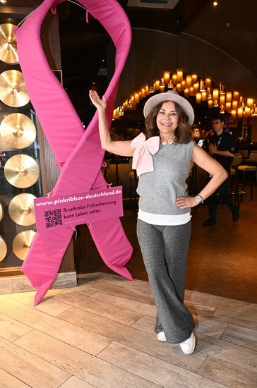 Foots Credit: F. Rollitz/ABR
Pink Yoga Brunch