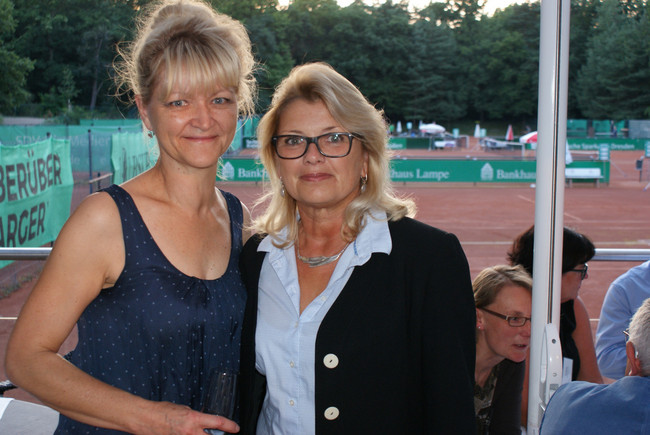 Ina Leichsenring (Bankhaus AG) und Anette Winkler-Rückriem (Villa Nova Firmengesellschaft)