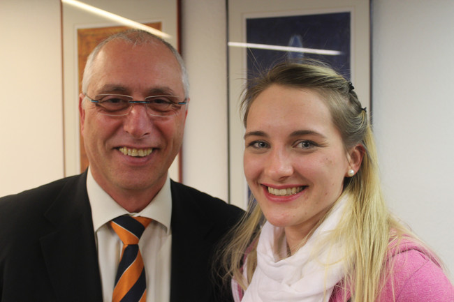  Ralf Riedel (GF SAX Buisness Consult), Virginia Uhlig (Servicetechnikerin DORMA Automativ GmbH)
