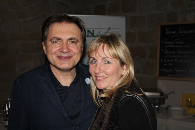  Dirk Schäfer (HNO Arzt) und Heidi Schäfer (Lehrerin)
