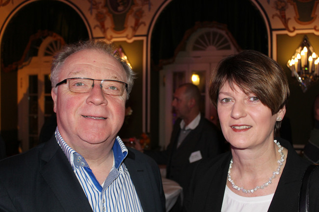  Olaf Thomann (Direktor Waldhotel Kreuztanne) mit Partnerin Angela Gleitz
