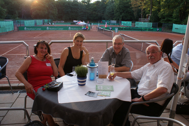 Sabine Fritzsche (Architekturbüro Marggraf), Marion Zimmermann (Inh. Immobilien Vermittlung Sachsen), Roland Zimmermann (Immobilienwert Sachsen AG) und Conrad Marggraf (Inhaber Architekturbüro Marggraf)