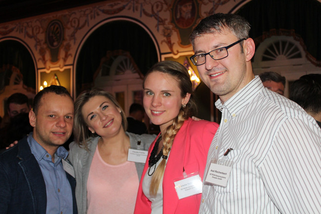  Stefan Förster (Lausitzer Früchteverarbeitung GmbH), Claudia Franke (Lausitzer Früchteverarbeitung GmbH), Christin Schroedter (XETRON Kassensysteme Dresden GmbH) und Axel Reichenbach (XETRON Kassensysteme Dresden GmbH)
