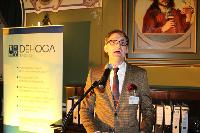  In seiner Rede prangerte DEHOGA-Präsident Axel Hüpkes zu viel Bürokratie und Probleme bei der Nachwuchsgewinnung an