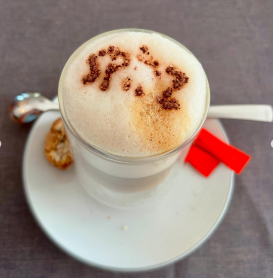 Fotos: @disy_fliessi