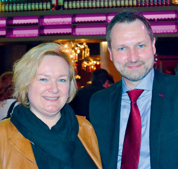Barbara Scholl und Harald Weitzl von Schlumberger