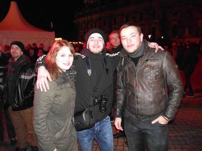 Lisbeth H. aus Dresden, Andrew Saunders und Roman Hunter (Gaststudenten) aus Rusland und Kasachstan