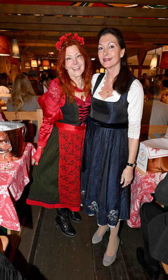 Ewa Schnitzenbaumer / Daniela Winkler ( Witwe von Heinz Winkler )
Foto: ABR-Pictures/W.Breiteneicher