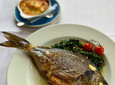 Was für ein #fisch 🐟. Als #dorade #royal wird sie auf der Karte der Villa Marie am #schillerplatz bezeichnet und im...