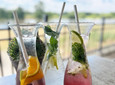 Erfrischende #drinks sind bei der Hitze ein #genuss. Leckere Limonaden wie Zitrus, Himbeer-Minze oder Apfel-Kirsch gibt...