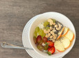 Über dieses sogenannte „Kraftpaket“ haben wir uns wirklich aufgeregt. Griechischer Joghurt mit Früchten der Saison steht...