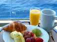 Das continentale #frühstück kann man sich in allen Kategorien kostenlos auf die #kabine bestellen. Das mag ich natürlich...